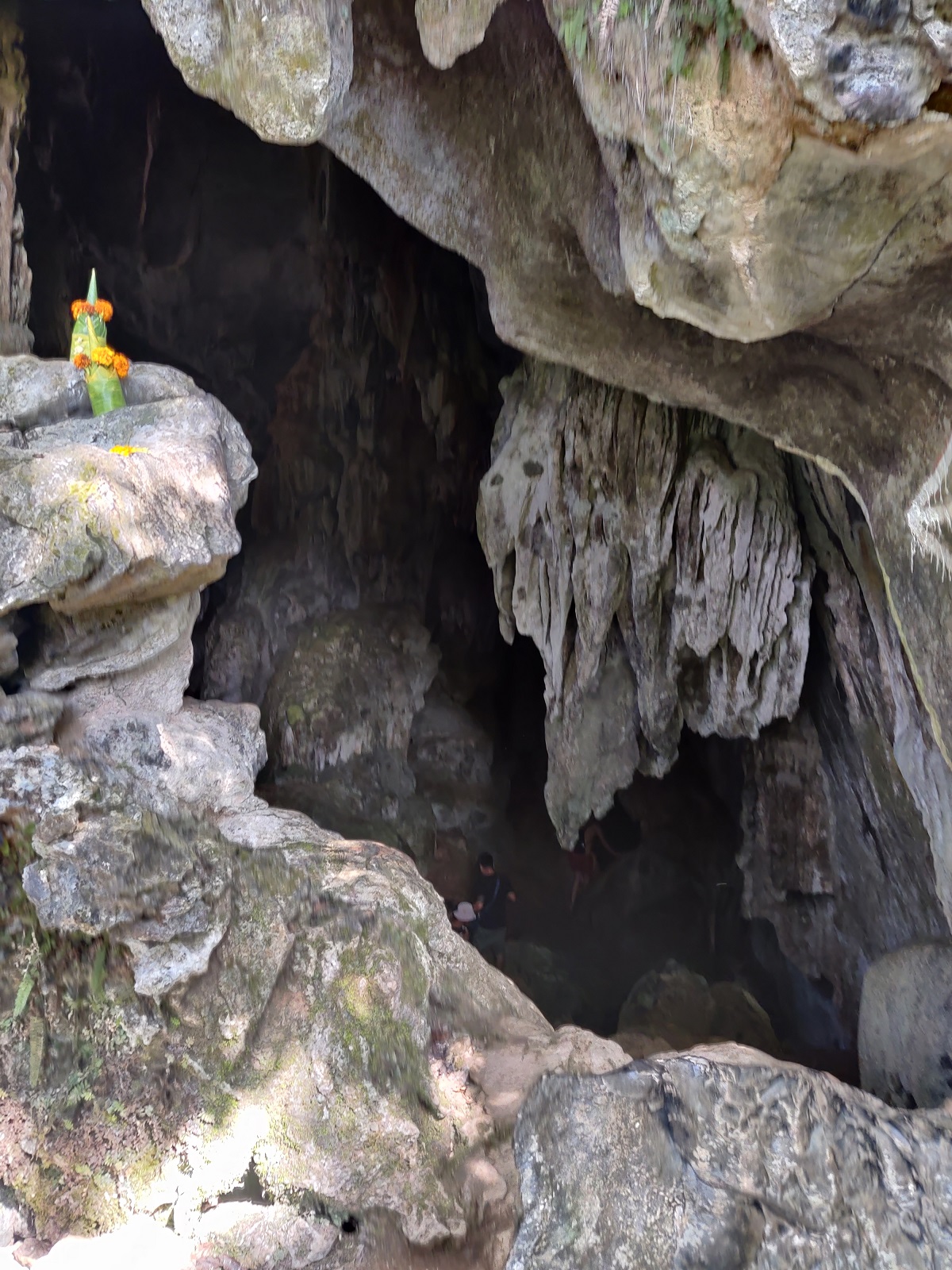 Phou Kham Cave